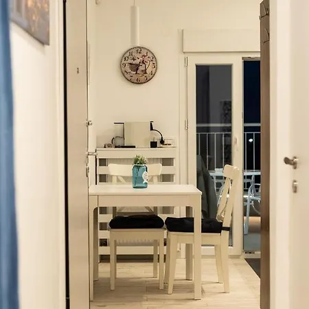 West Walls Sea View Studio A3 * Thessaloniki